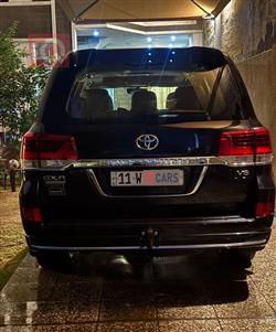 تويوتا لاندكروزر